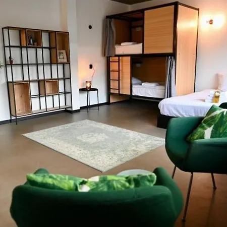 Young Learning Hotell *
